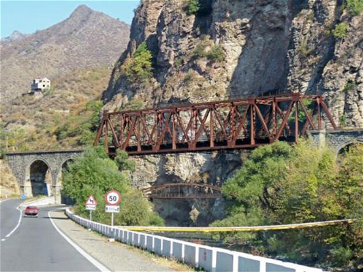 "Azərbaycan mallarından vergi tutulacaq" 