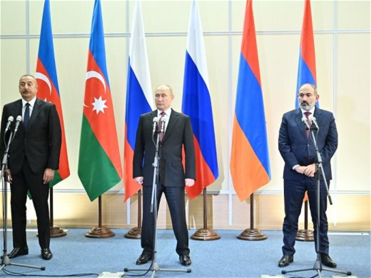 Putin İlham Əliyev və Paşinyanı Rusiyaya 