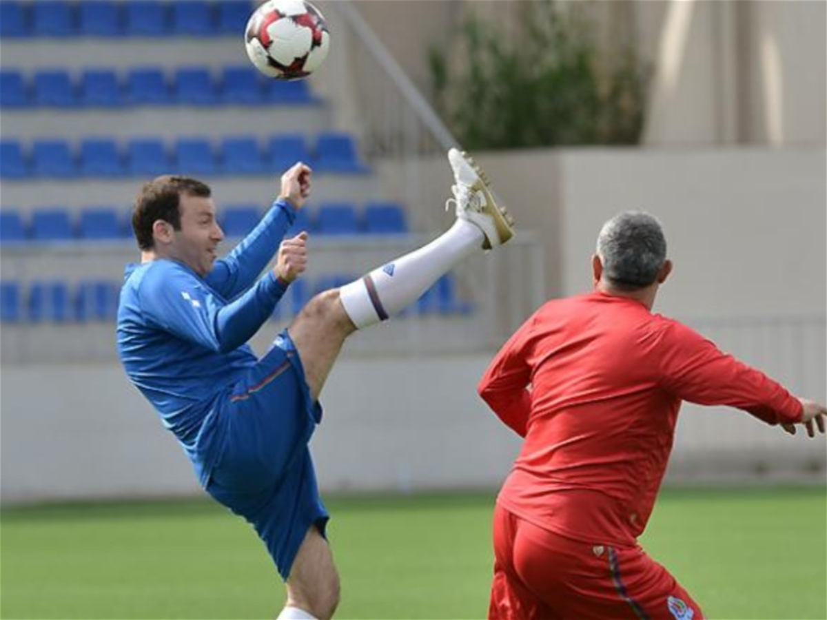 Futbolumuz “başsız” qalan kimi qələbə qazandı 