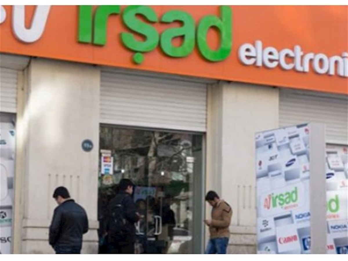 "İrşad" vətəndaşa xarab telefon satdı 