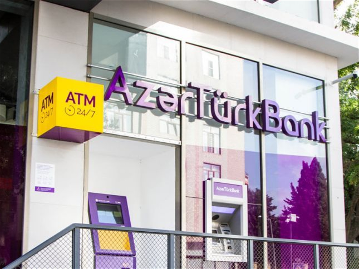 Azər Türk Bank vəfat edən hərbçinin 10 yaşlı qızından pul tələb edir 