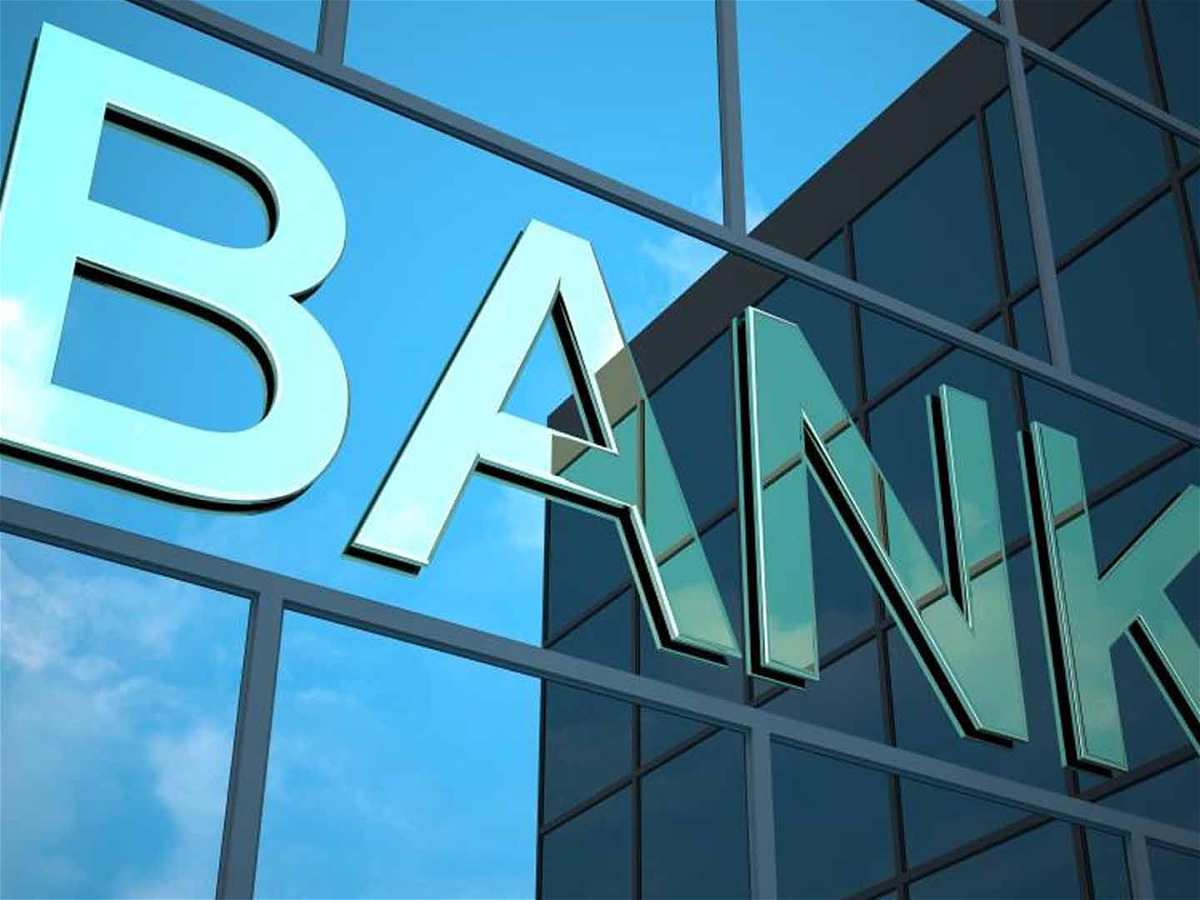 Banklar devalvasiya ilə bağlı şayiələrdən 