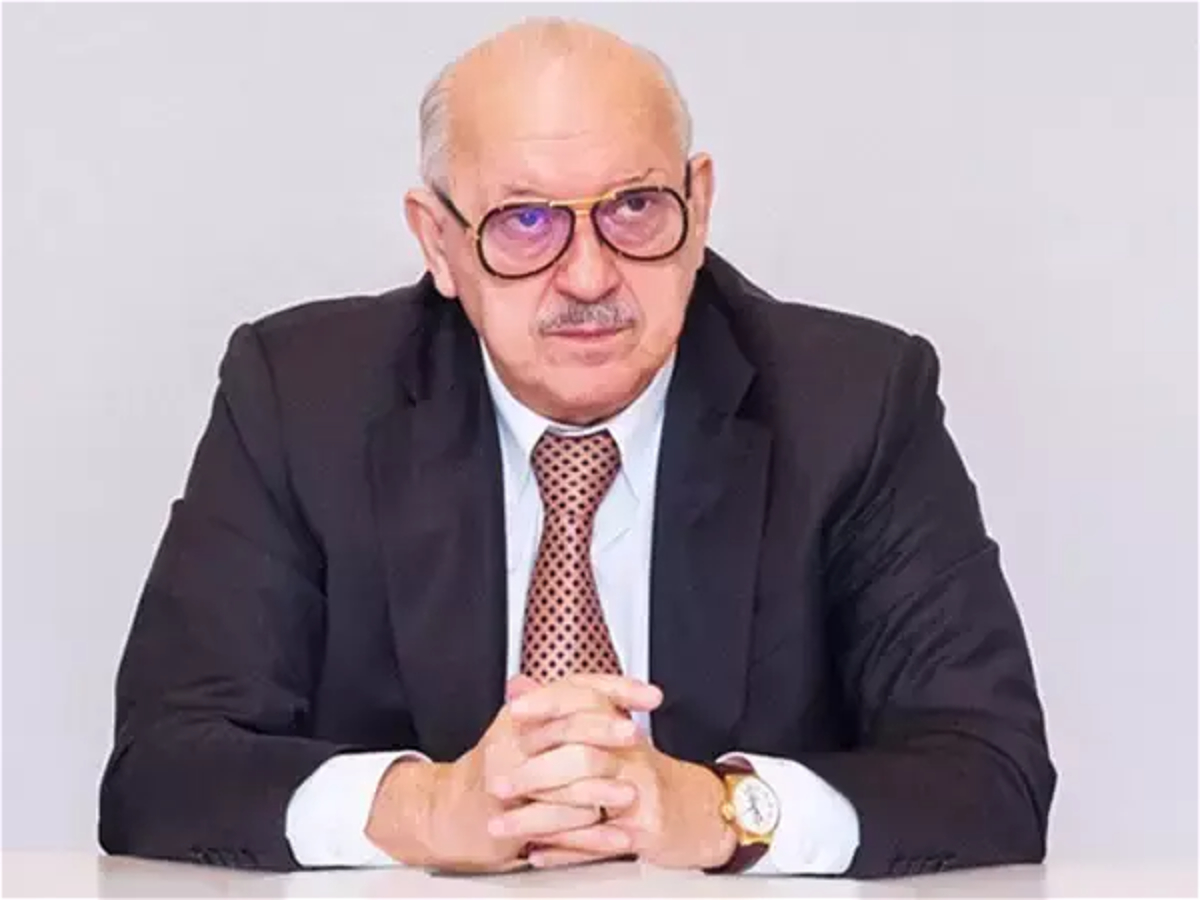 Cahangir Əsgərov "Premium Bank"dan nə qədər qazanır? 