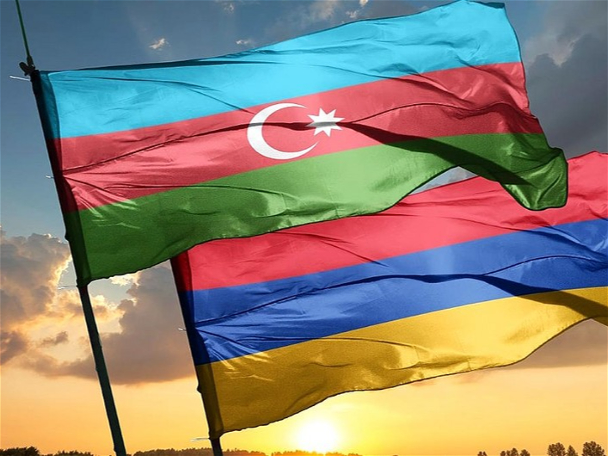 Ermənistan konstitusiyasını 
