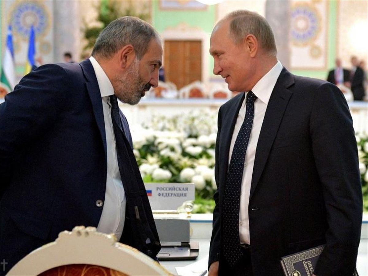 Paşinyan Putinə 