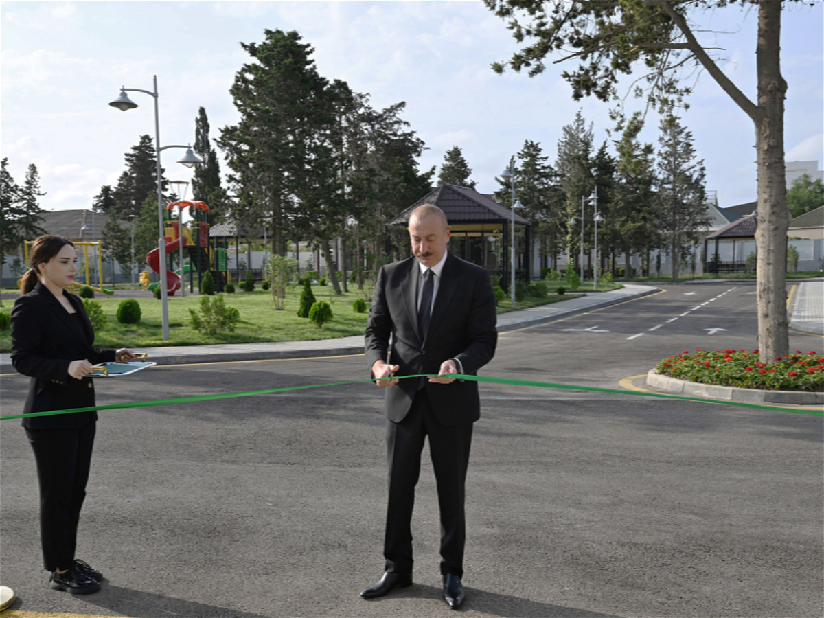 Prezident Bakıda açılışda 