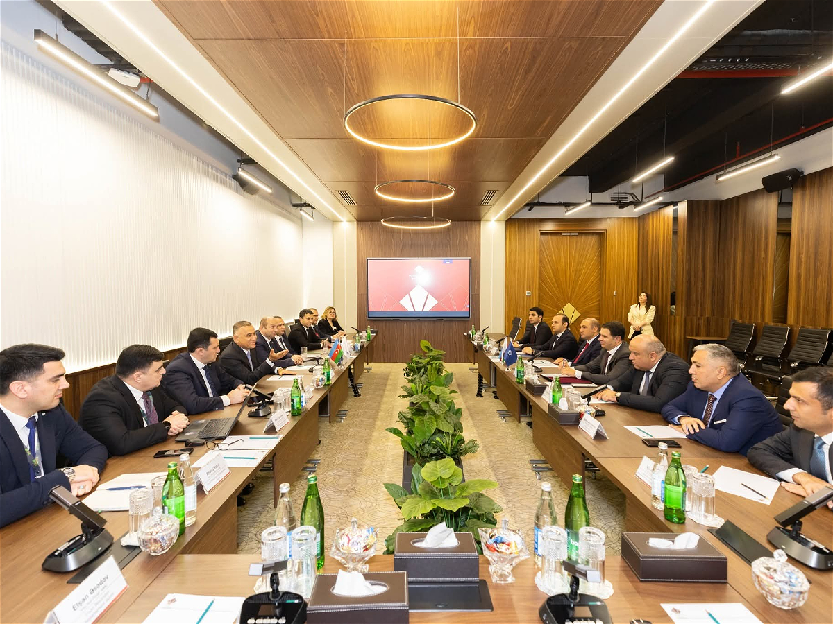Dövlət Məşğulluq Agentliyinin nümayəndə heyəti "Veysəloğlu" Şirkətlər Qrupunda olub 