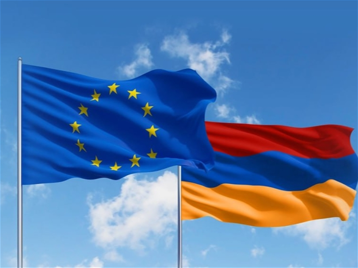 İrəvan Brüsselə üz tutdu 