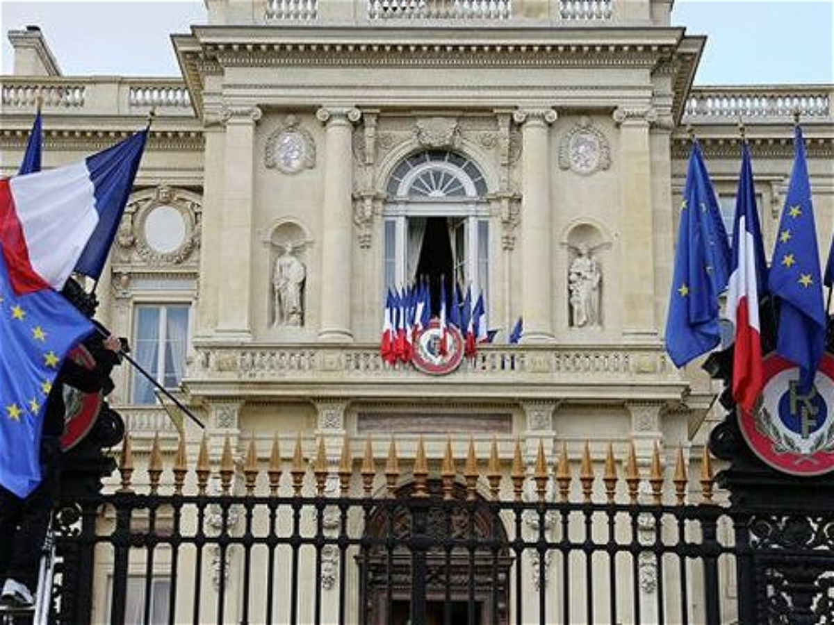 Fransa qondarma "Dağlıq Qarabağ respublikası"nı tanımır