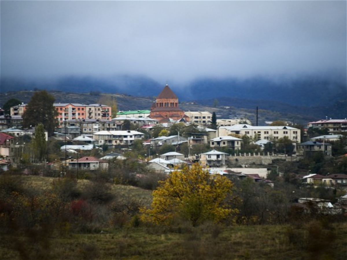 Ermənilər Qarabağda 7 min 