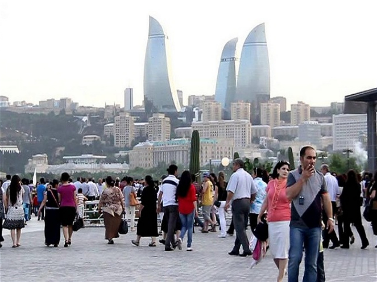 Bakıda əhalisinin sayı nə qədərdir? 