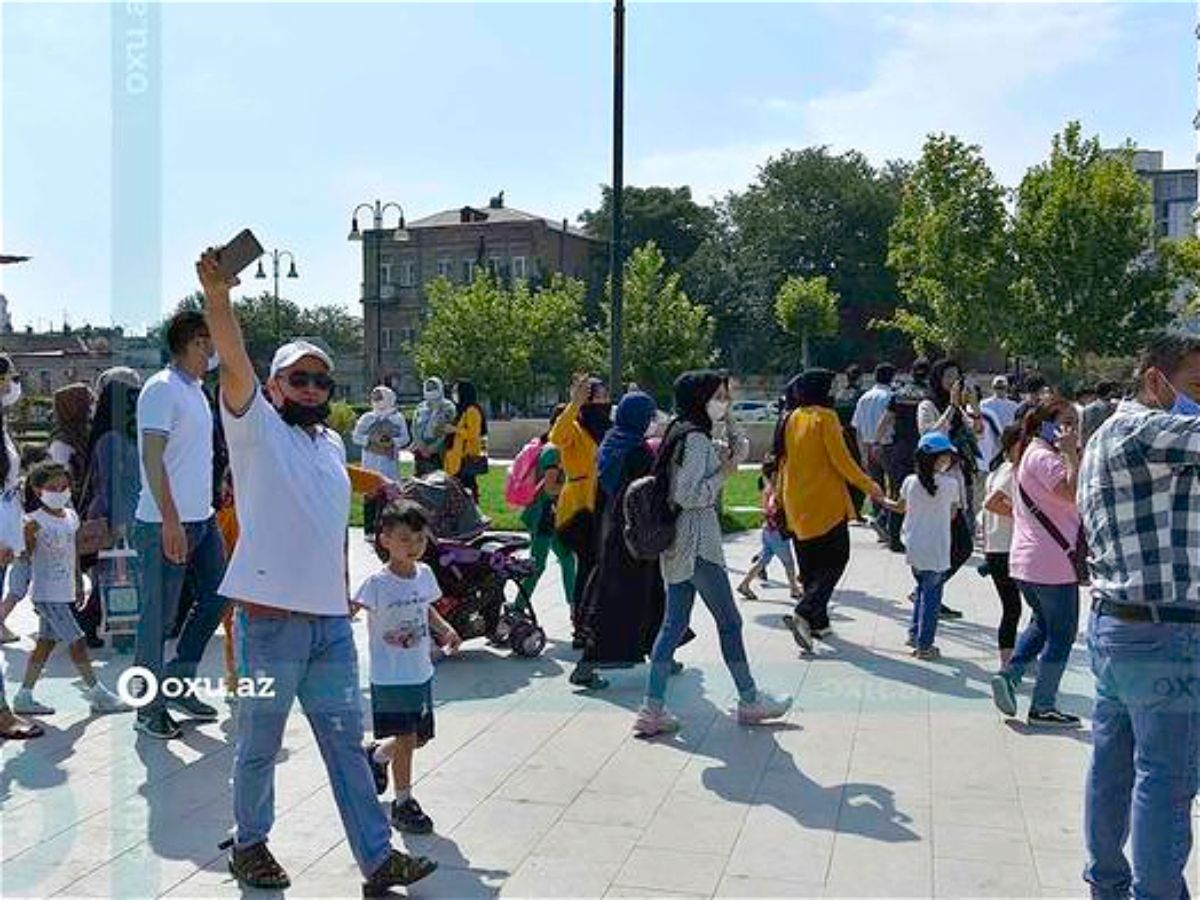 Bakıda əfqan miqrantlar aksiya keçirmək istədilər 