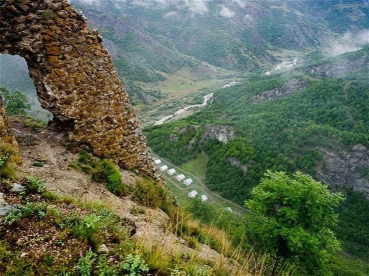 Üçtərəfli bəyannamədən 300 gün sonra 