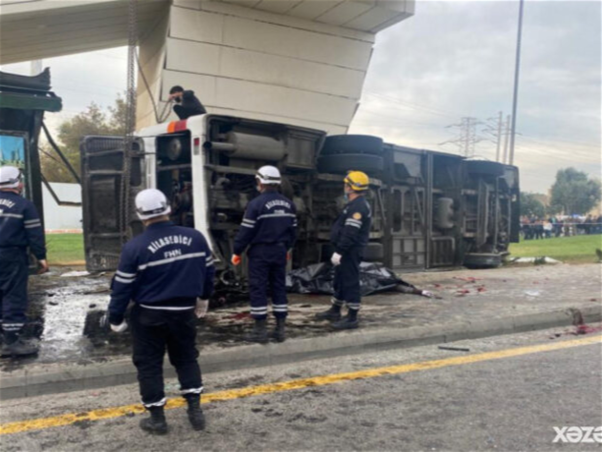 Avtobusun AYNAsından ölümə baxanlar 