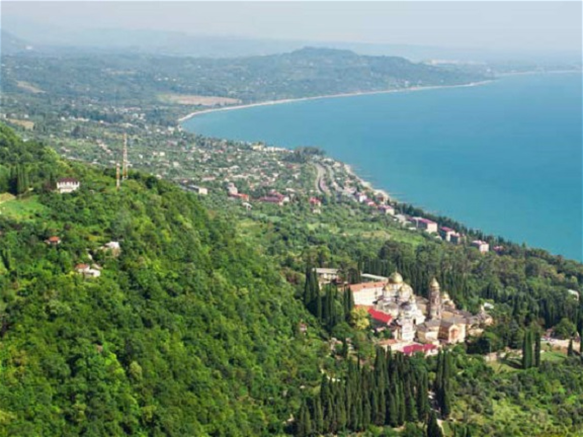 "Abxaziyadakı qondarma "seçkiləri" tanımırıq" 