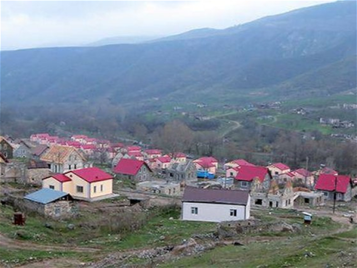 Laçının Zabux kəndində ermənilər Azərbaycanın 